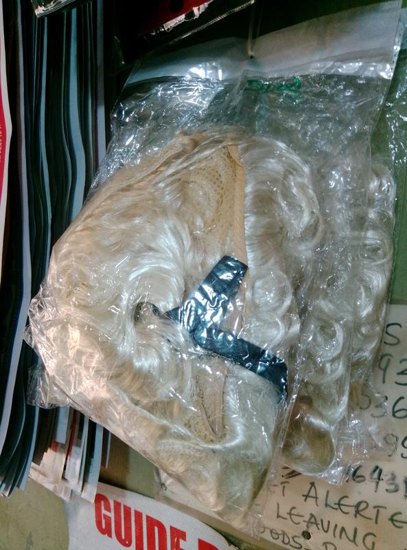 Lawyer's wig