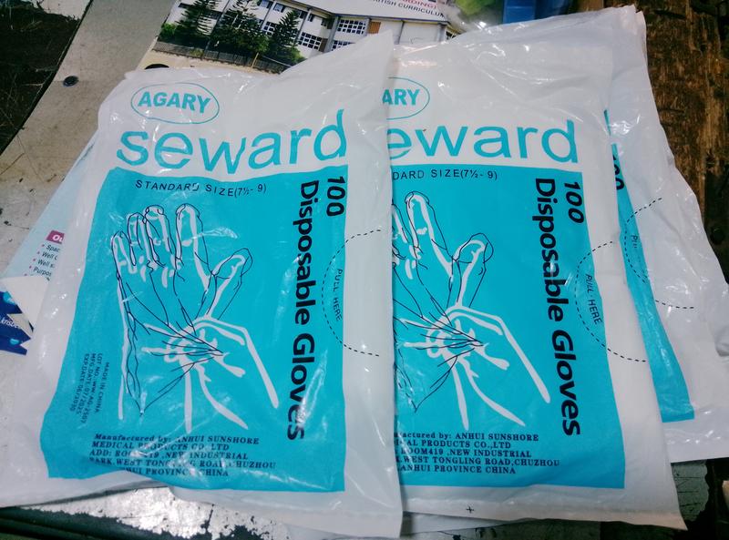 Nylon gloves