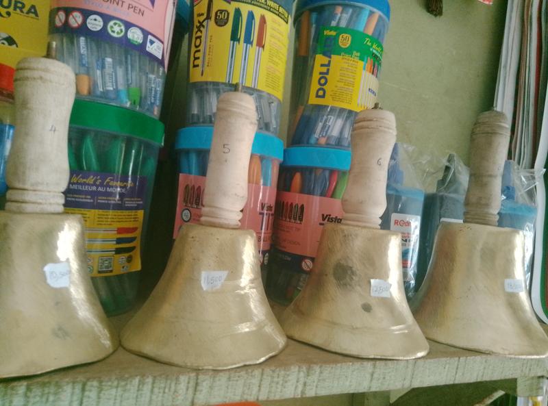 school bell size 6