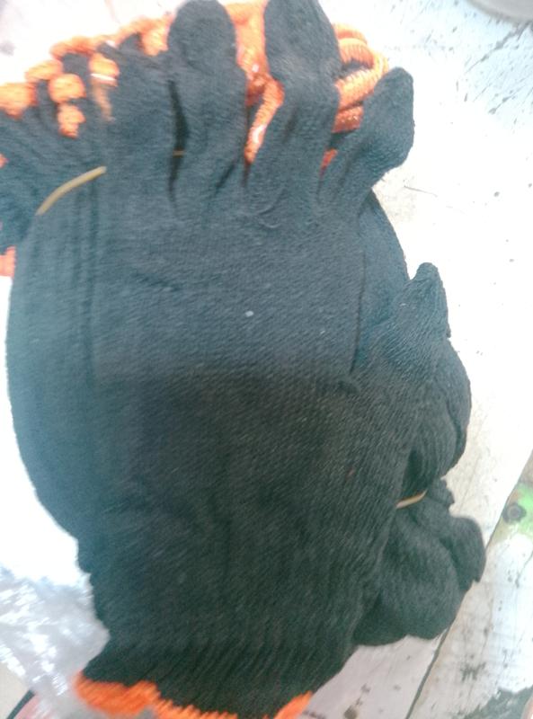 Black cotton gloves 