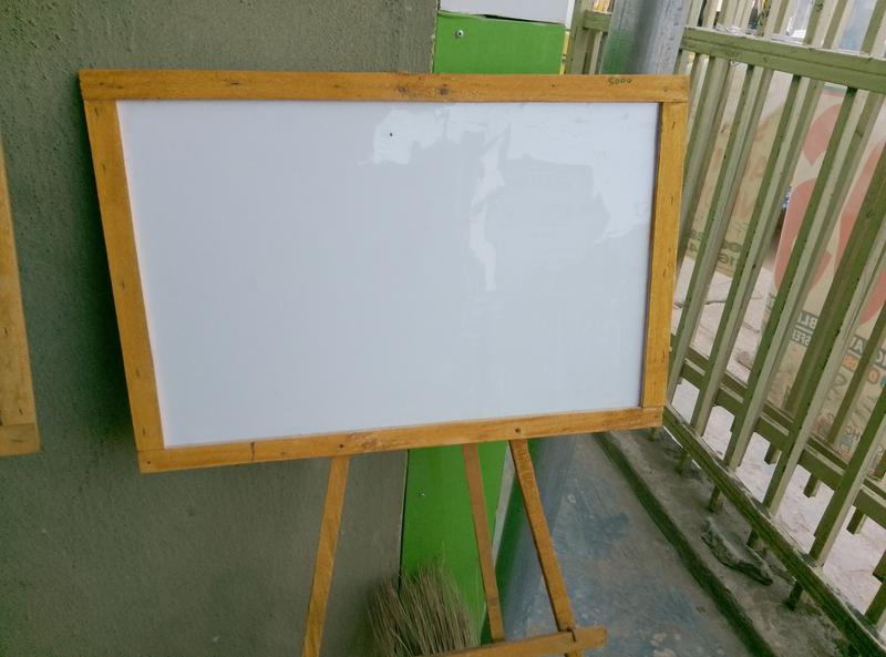 Standing board medium